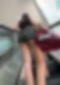 First post- White girl with a tight ass wedgie in shorts(OC)