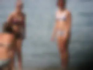 Bikini girls