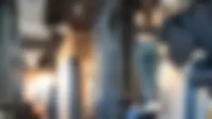 Sexy Short Gym Girl Jumping and Stratching her Ass to Use the Machine (OC and GIF)