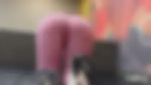 Gym pawg Latina pink leggings in doggy position with vpl