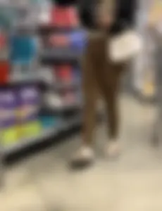 Latina Mom BBL (Brown Leggings)