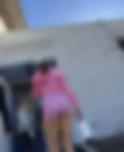 Cute babe with the Bubble but working Out  / Not OC