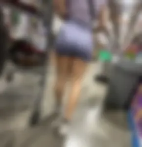 Fit white girl bubble ass