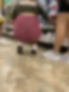 Slim latina shopping and squatting (oc)