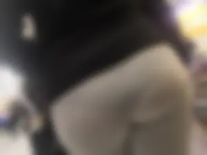 Booty in Tights VPL Closeup Creepshot