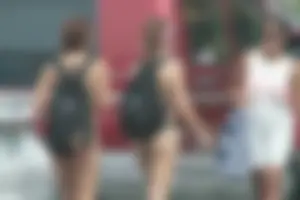 Deerfield Beach girls in bikinis
