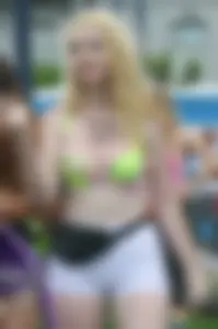 Blonde in a Bra and Tight Cameltoe Shorts Street Creepshot