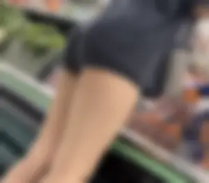 Petite girl tight shorts  (+18)