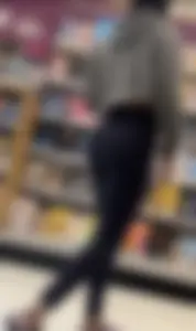 Amazing bubble butt college girl