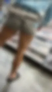 Pawg in light gray shorts