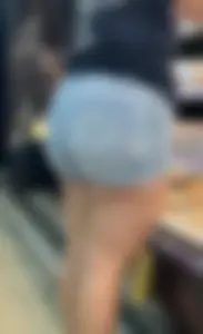 CraZ PHAT ASS LATINA IN TIGHT JEAN SHORTS( first post