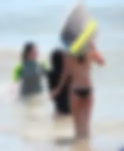 Kendall Jenner paparazzi pictures in bikinis