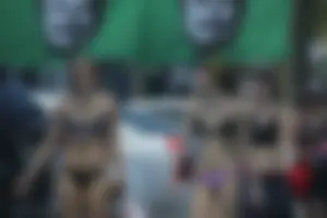 Florida beach and bikini girls