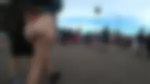 Boyfriend let his girlfriend giving an teasing show [NOT OC]