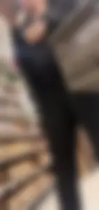 Sexy pregnant women with a nice ass & cameltoe