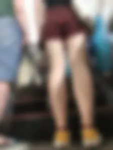 Hot Candid Legs With Pale Skin Subway Escalator Creepshots