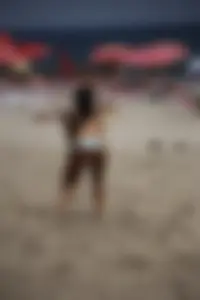 Bikini girls
