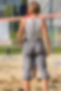 NOT OC. Fit MILF with nice ass & great VPL playing volleyball