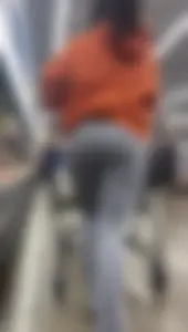 Short Latina has a very sexy ass in tight leggings (+ gifs)