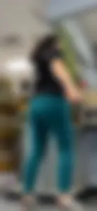 Latina waitress showing off!