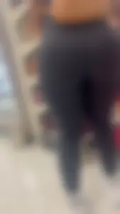 Ebony so thick!
