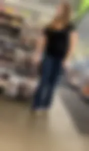 2 Milf booties @ 7/11
