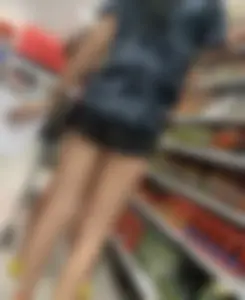Love them jean shorts!