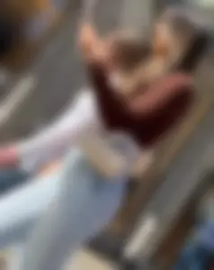 Mom Jeans cameltoe teen talking