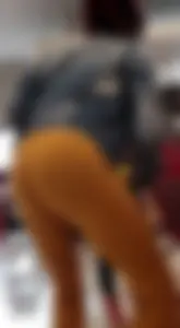 Yellow jello milf