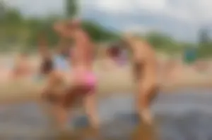 Hot candid beach girls in swimsuits