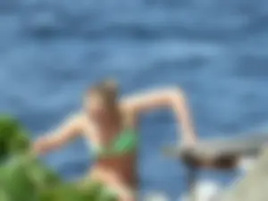 Bikini girls