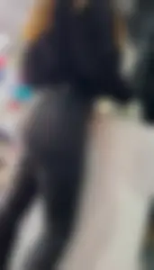 Amazing mexican girl with bubble butt in leather pants