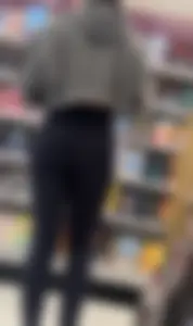 Amazing bubble butt college girl