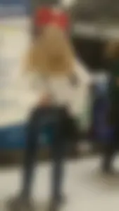 Small Ass / Skinny Legs / Tight Jeans
