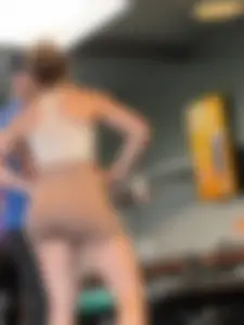 PAWG Baddie Blonde Best Ass In Gym (Not OC)