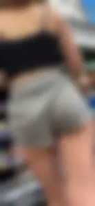 She was showing off intended or not🥴dudes where snapping there necks and this one guys wife got pissed😂O/C