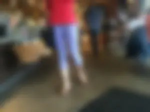 Starbucks milf sexy in light purple leggings with decent ass and mound