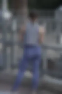 Tight blue leggings on the bridge