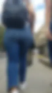 Two girls with nice asses walking in tight jeans