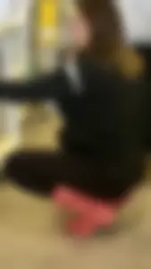 Some young college ass in leggings