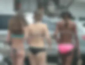 Sexy Florida beach bikini girls