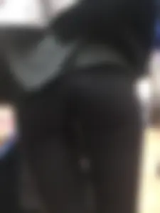 Tight Ass in Yoga Pants in Subway Train Creepshots