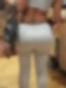 Big Azz w tits hanging in mall 3 parts