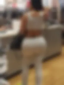 Big Azz w tits hanging in mall 3 parts