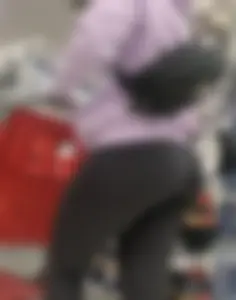 Blonde Pawg in pink and leggings