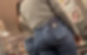 My greatest cap session yet (PAWG milf and her slim friend)