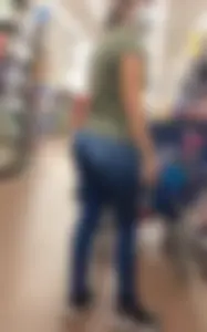 Jeans vs short vs skirt vs leggings!