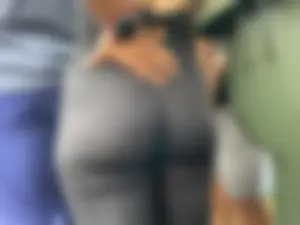Sexy Mature Fit Thick Latin MILF Round Pear Bubble Butt