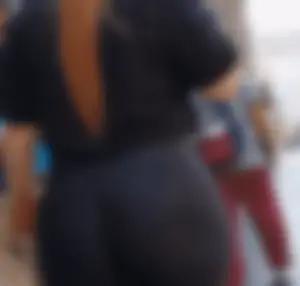 #3 - Milf Black Leggings [Thick, Huge ass, Latin (prob), Pawg?]
