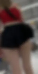 Sexy cheeks hanging out shopping with her mom
